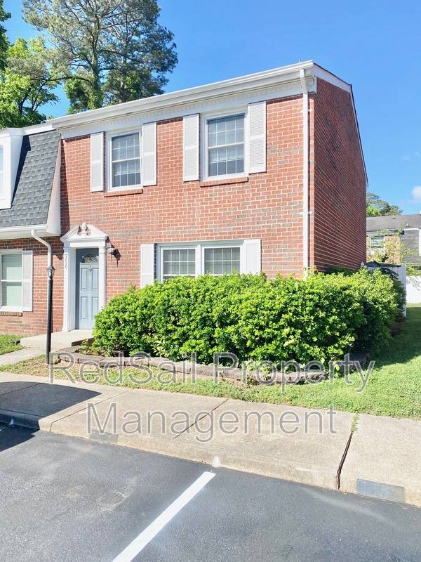 House for rent at 376 Susan Constant Dr, Newport News, VA 23608