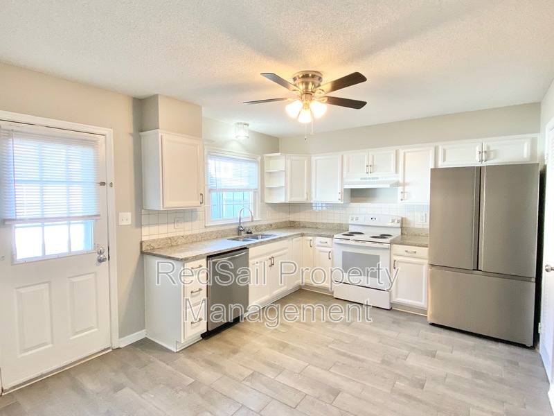 House for rent at 376 Susan Constant Dr, Newport News, VA 23608