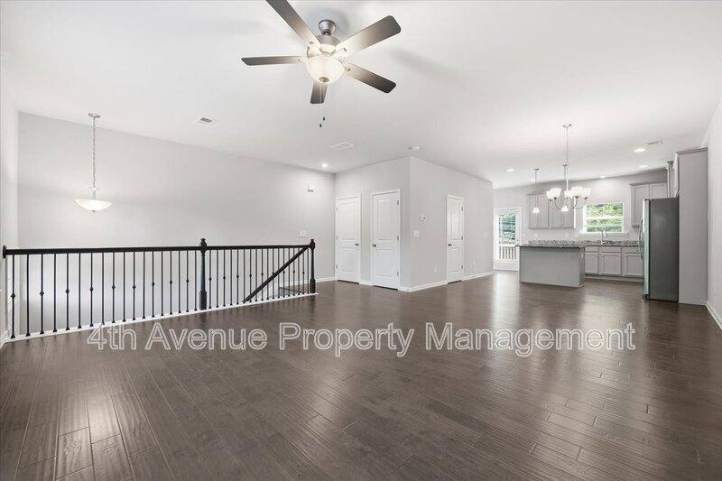 Townhouse for rent at 3403 Abbey Way, Gainesville, GA 30507