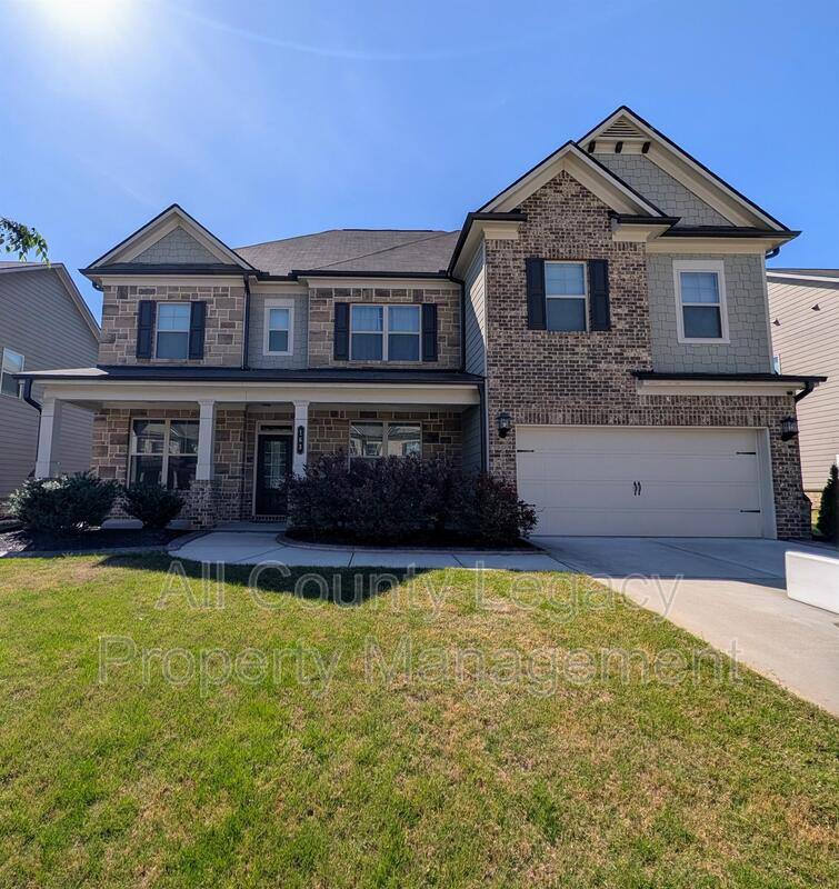 House for rent at 163 Cottontail Lane, Loganville, GA 30052