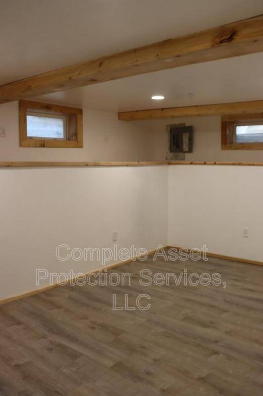House for rent at 431 Fairmount Rd, Kingsford Heights, IN 46346