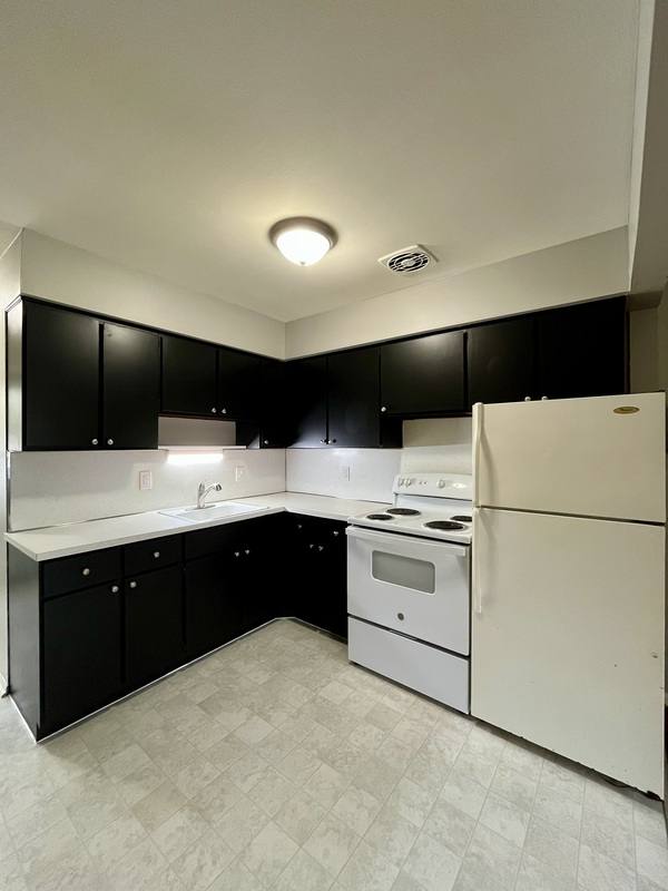Apartment for rent at 1454 Goddard Rd, Lincoln Park, MI 48146