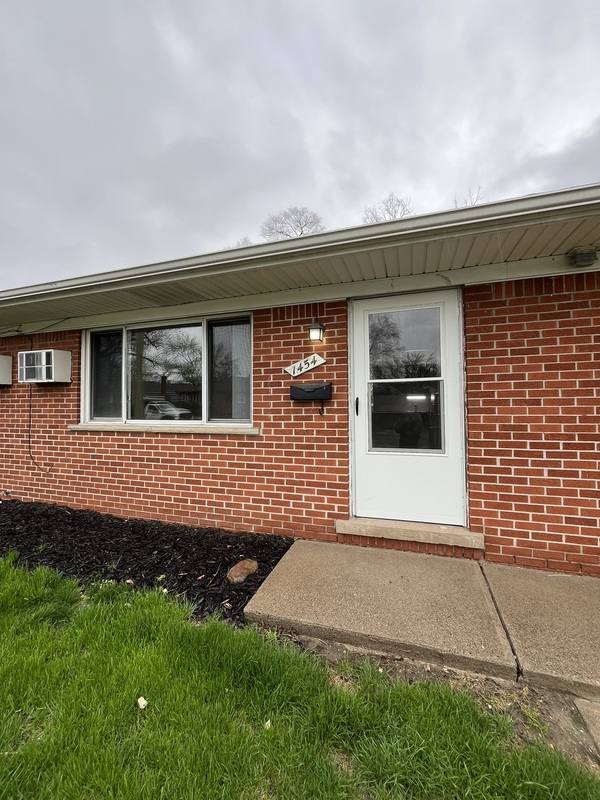 Apartment for rent at 1454 Goddard Rd, Lincoln Park, MI 48146