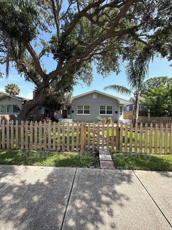 Apartment for rent at 610 - 612 17th Ave S, Saint Petersburg, FL 33701