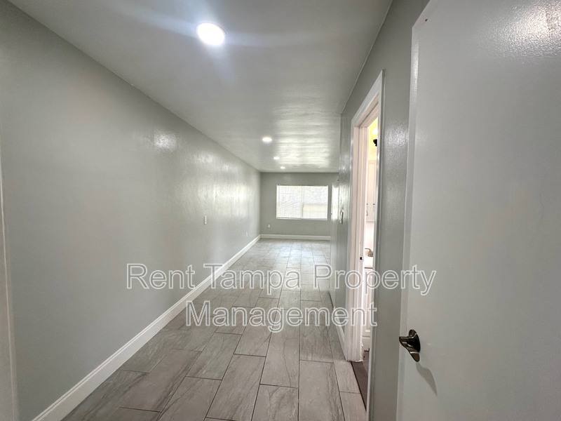 Apartment for rent at 610 - 612 17th Ave S, Saint Petersburg, FL 33701