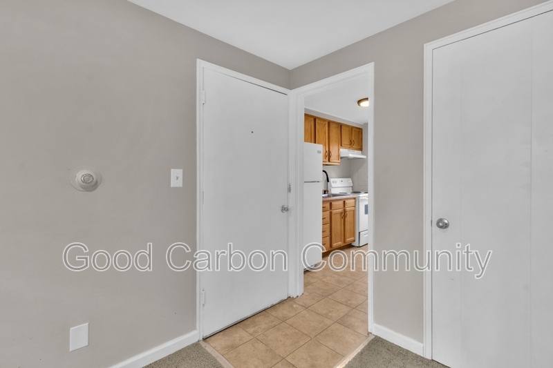 Apartment for rent at 313 Beattie Ave #1, Lockport, NY 14094