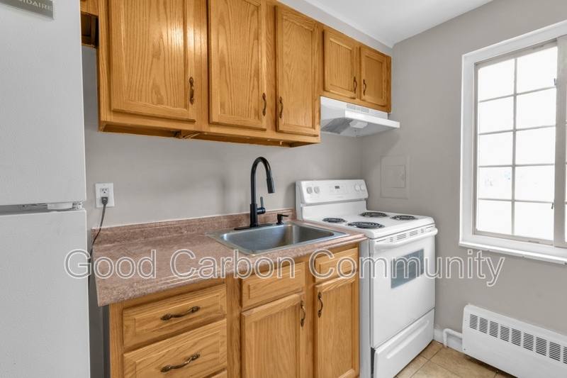 Apartment for rent at 313 Beattie Ave #1, Lockport, NY 14094