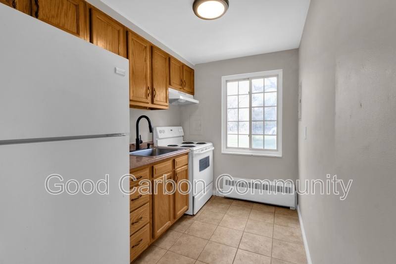 Apartment for rent at 313 Beattie Ave #1, Lockport, NY 14094