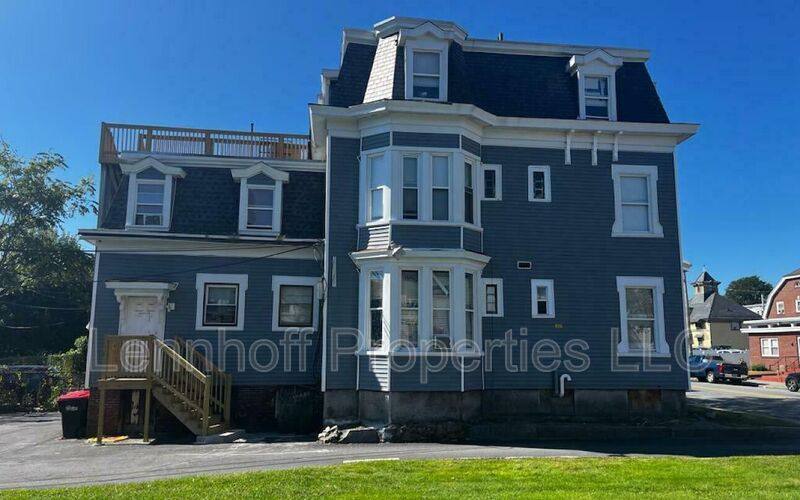 Apartment for rent at 340 Haverhill St #7, Lawrence, MA 01840