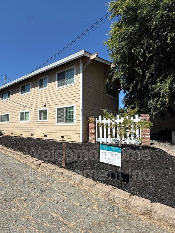 House for rent at 2225 Hillsborough Court #2, Concord, CA 94521