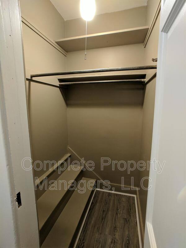 Apartment for rent at 221 E Main St #2, Albert Lea, MN 56007