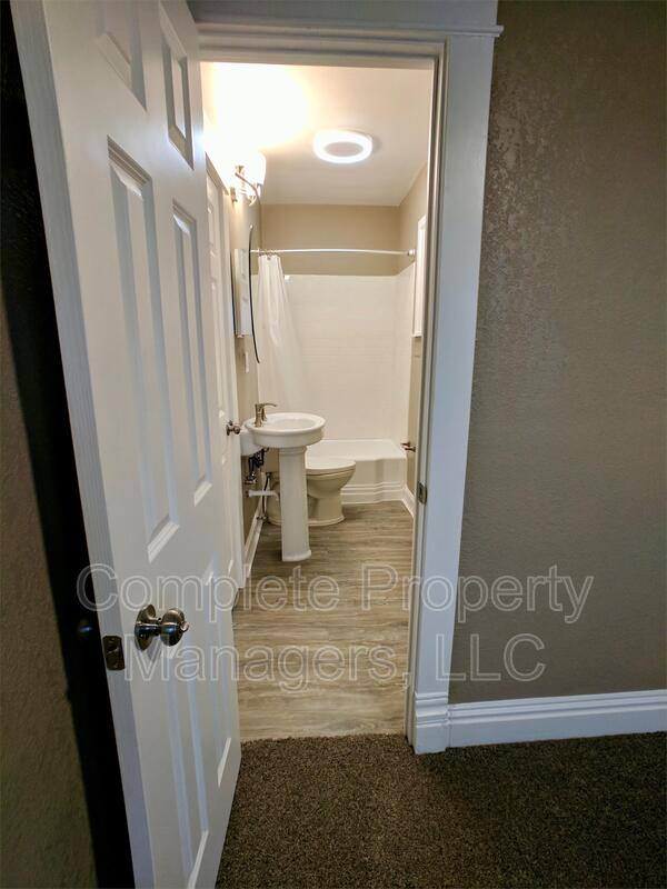 Apartment for rent at 221 E Main St #2, Albert Lea, MN 56007