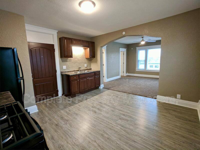 Apartment for rent at 221 E Main St #2, Albert Lea, MN 56007