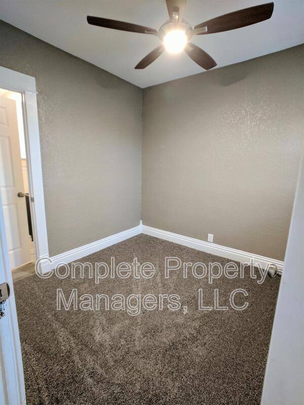 Apartment for rent at 221 E Main St #2, Albert Lea, MN 56007