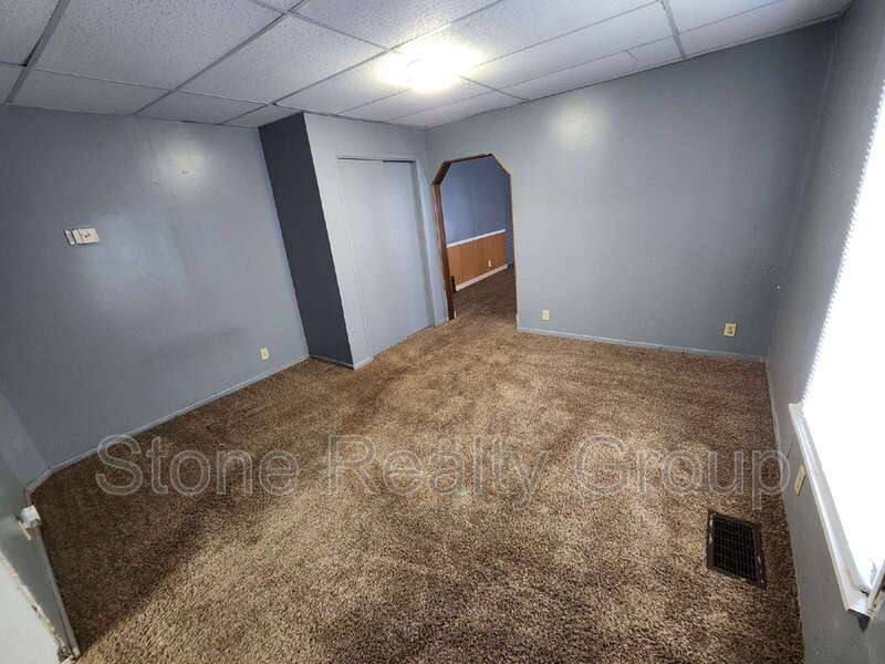 Apartment for rent at 2015 Washington Ave, Terre Haute, IN 47803