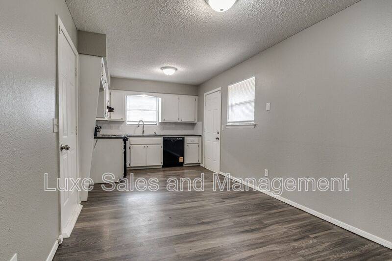 House for rent at 3916 SE 46th St, Oklahoma City, OK 73135