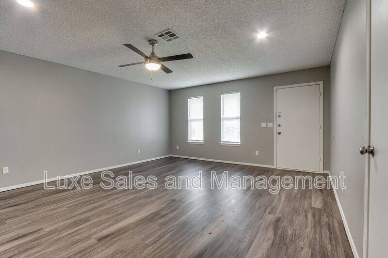 House for rent at 3916 SE 46th St, Oklahoma City, OK 73135