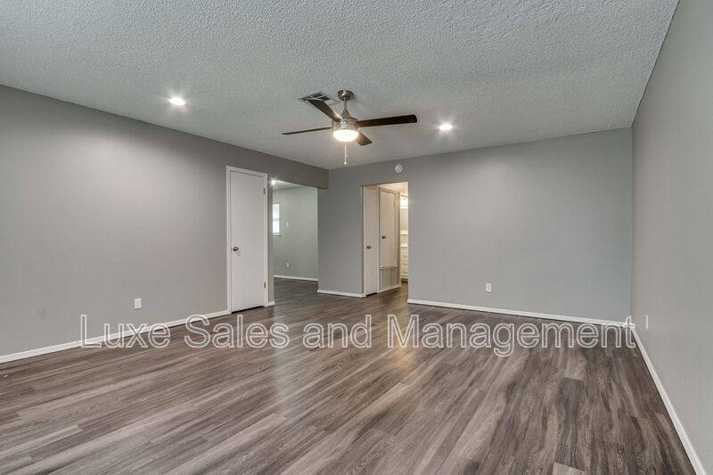 House for rent at 3916 SE 46th St, Oklahoma City, OK 73135