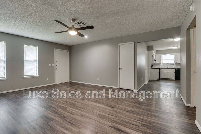 House for rent at 3916 SE 46th St, Oklahoma City, OK 73135