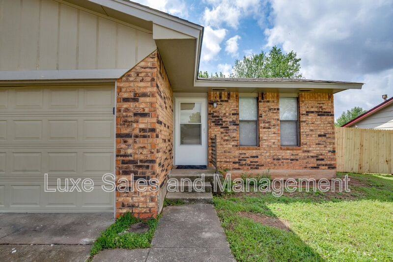 House for rent at 3916 SE 46th St, Oklahoma City, OK 73135