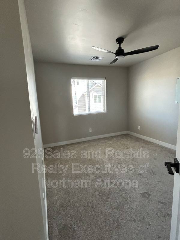 Townhouse for rent at 12217 Bliss Ave, Flagstaff, AZ 86001