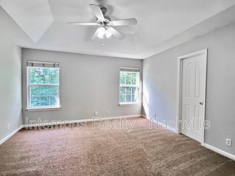 Townhouse for rent at 325 Shoshone Place, Murfreesboro, TN 37128