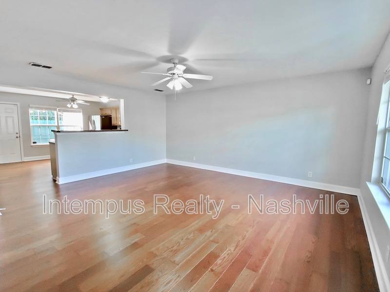 Townhouse for rent at 325 Shoshone Place, Murfreesboro, TN 37128