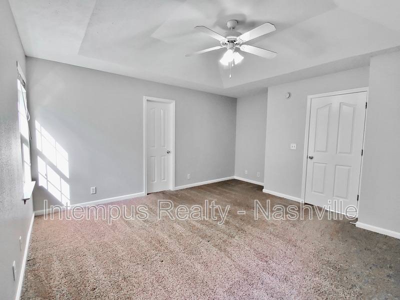 Townhouse for rent at 325 Shoshone Place, Murfreesboro, TN 37128
