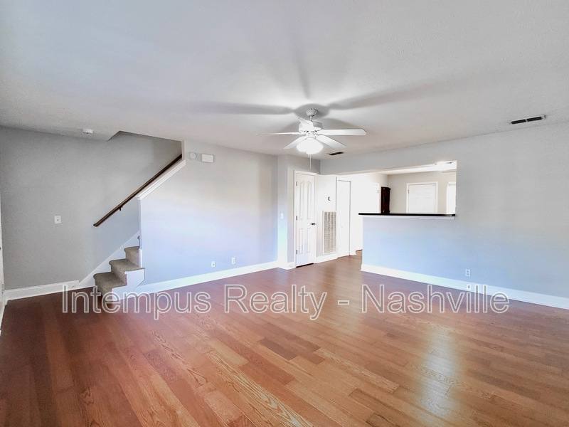 Townhouse for rent at 325 Shoshone Place, Murfreesboro, TN 37128