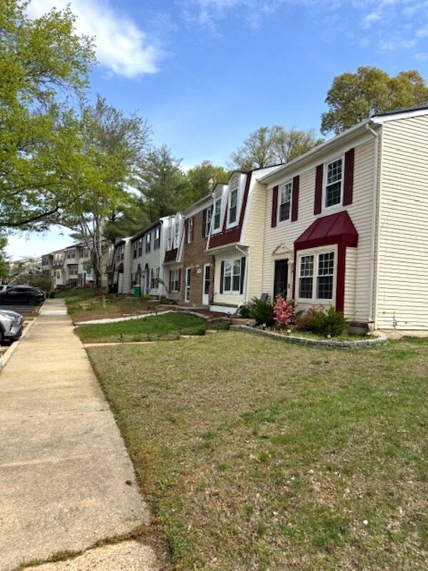 Townhouse for rent at 1786 Forest Park Dr #1, District Heights, MD 20747