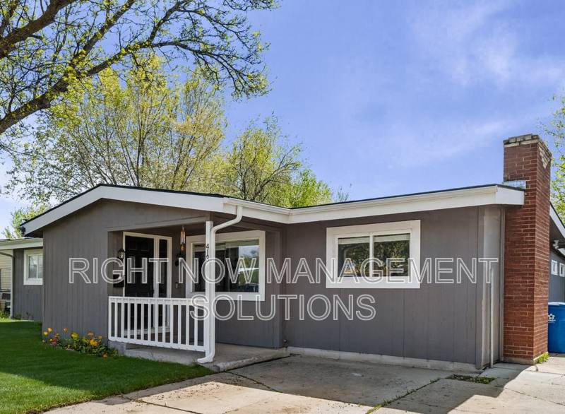 House for rent at 413 Chestnut St, Mountain Home, ID 83647
