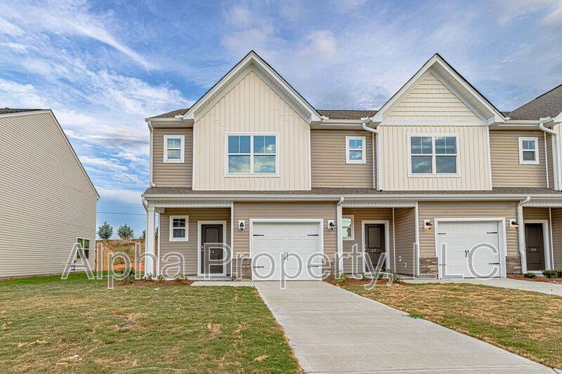 Townhouse for rent at 25 Apricot Lane, Duncan, SC 29334