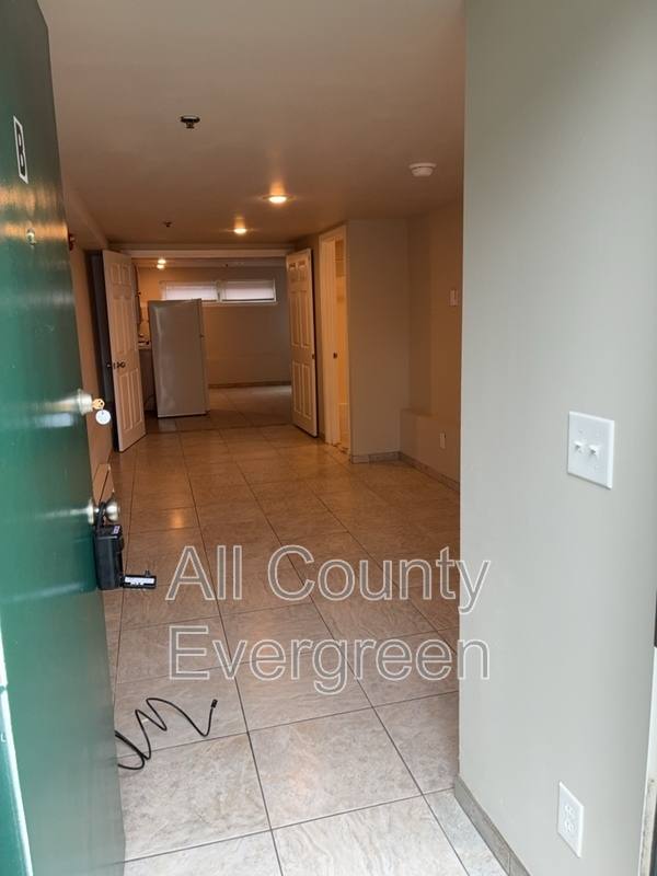 Apartment for rent at 1015 9th St #B, Bremerton, WA 98337