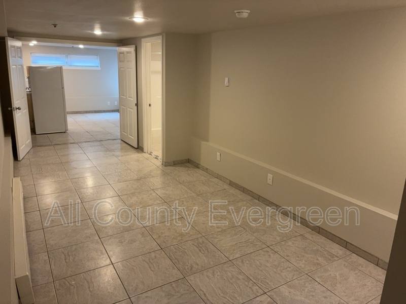 Apartment for rent at 1015 9th St #B, Bremerton, WA 98337