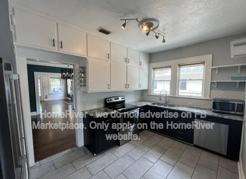 House for rent at 1212 E Mohawk Ave, Tampa, FL 33604