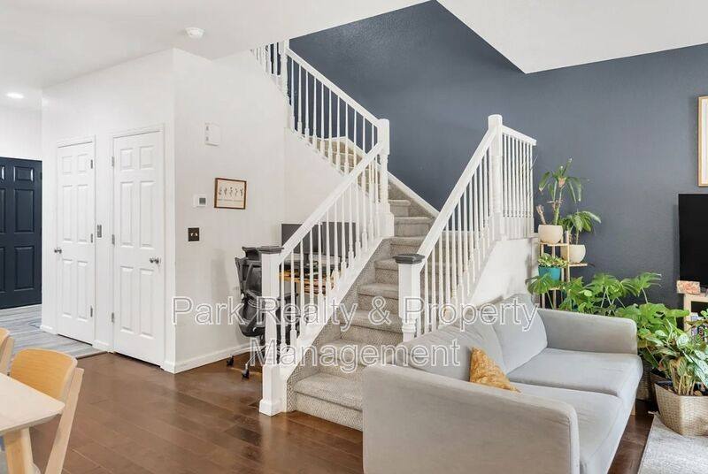 Townhouse for rent at 571 S Mobile Place, Aurora, CO 80017