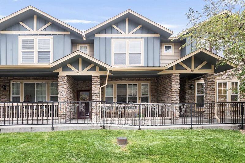 Townhouse for rent at 571 S Mobile Place, Aurora, CO 80017