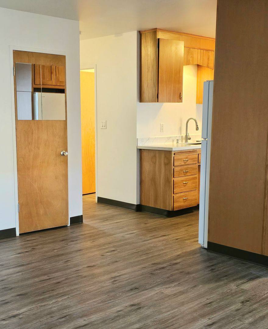 Apartment for rent at 201 S Division St, Auburn, WA 98001