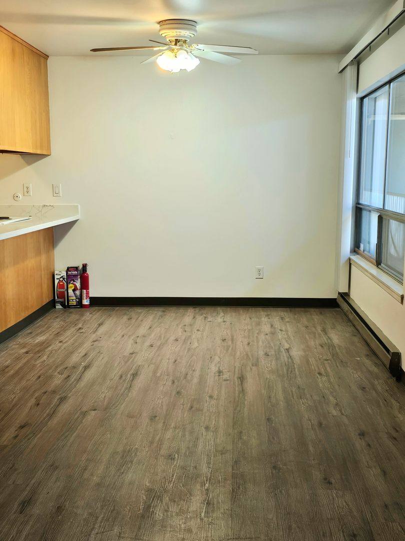 Apartment for rent at 201 S Division St, Auburn, WA 98001