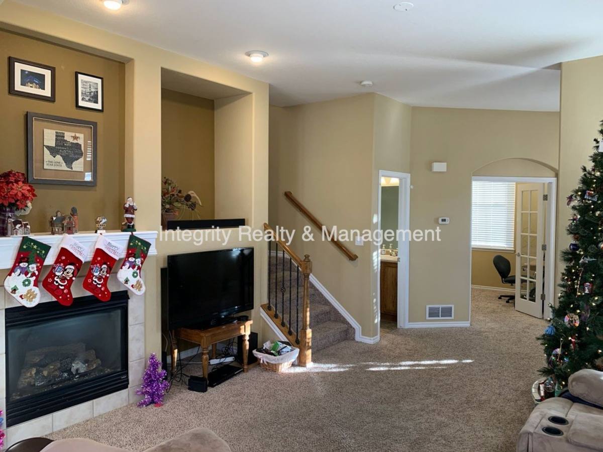 House for rent at 3025 Redhaven Way, Littleton, CO 80126