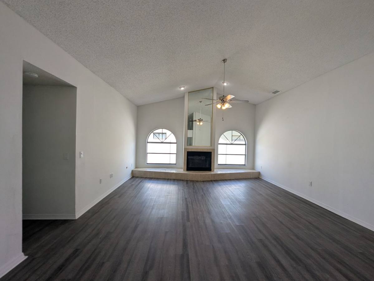 House for rent at 11322 Torrey Pines Dr, Riverview, FL 33579