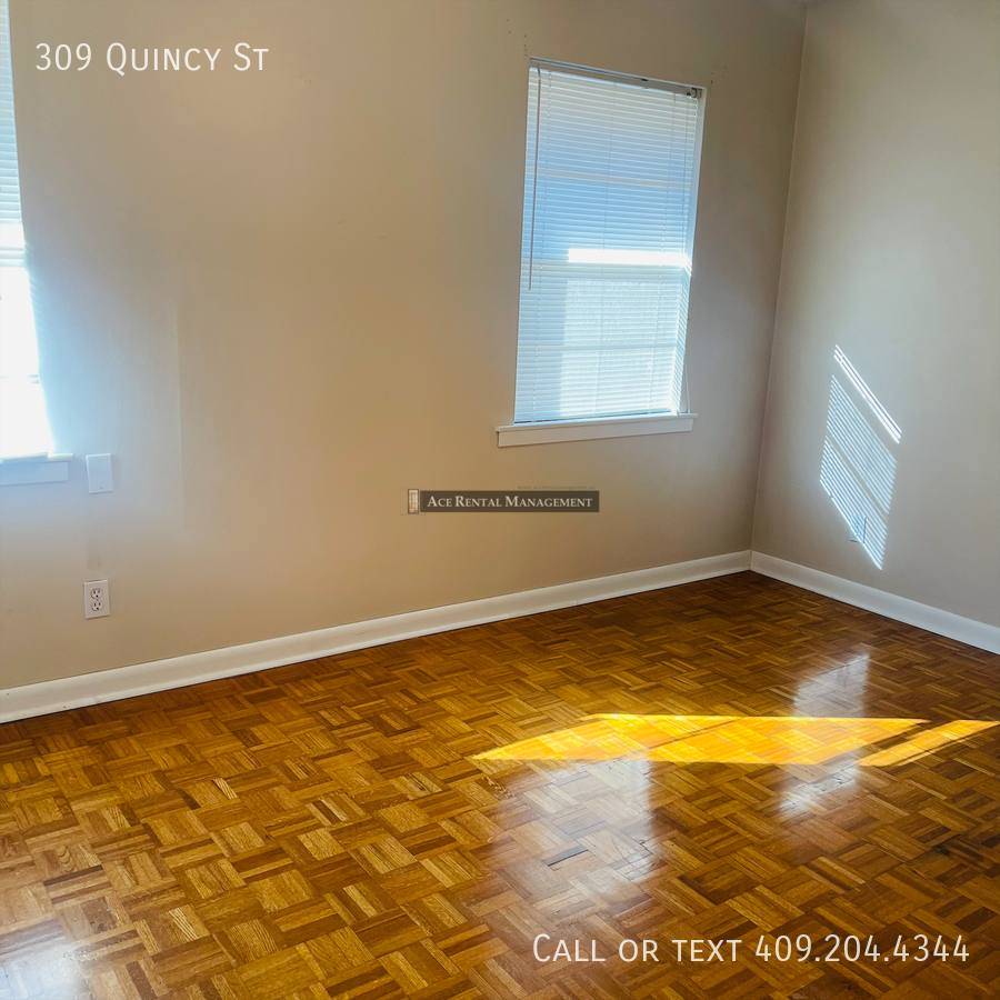 House for rent at 309 Quincy St, Orange, TX 77630