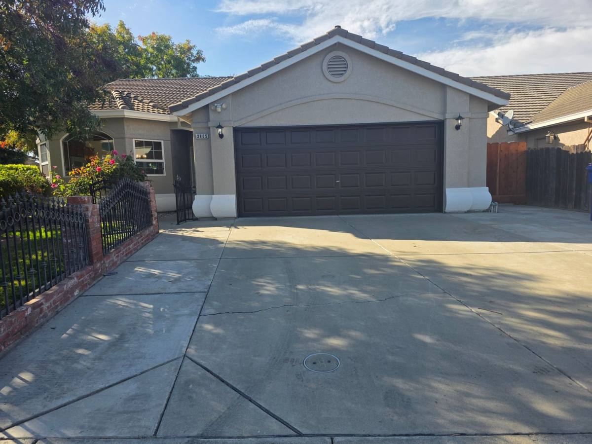 3805 Ramin Dr, Turlock, CA 95382