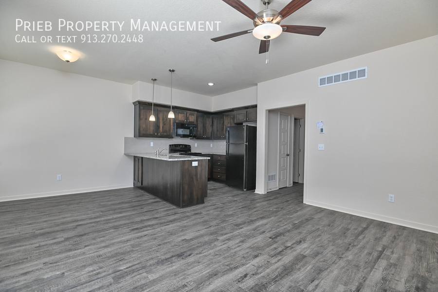 Townhouse for rent at 3245 N 103rd Place #BUILDING 32, Kansas City, KS 66109