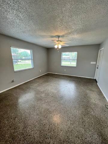Apartment for rent at 1410 21st Ave E, Bradenton, FL 34208