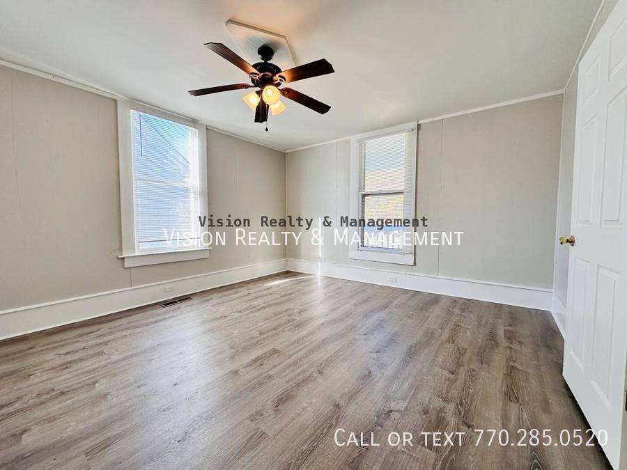 House for rent at 31 Reynolds St, Newnan, GA 30263