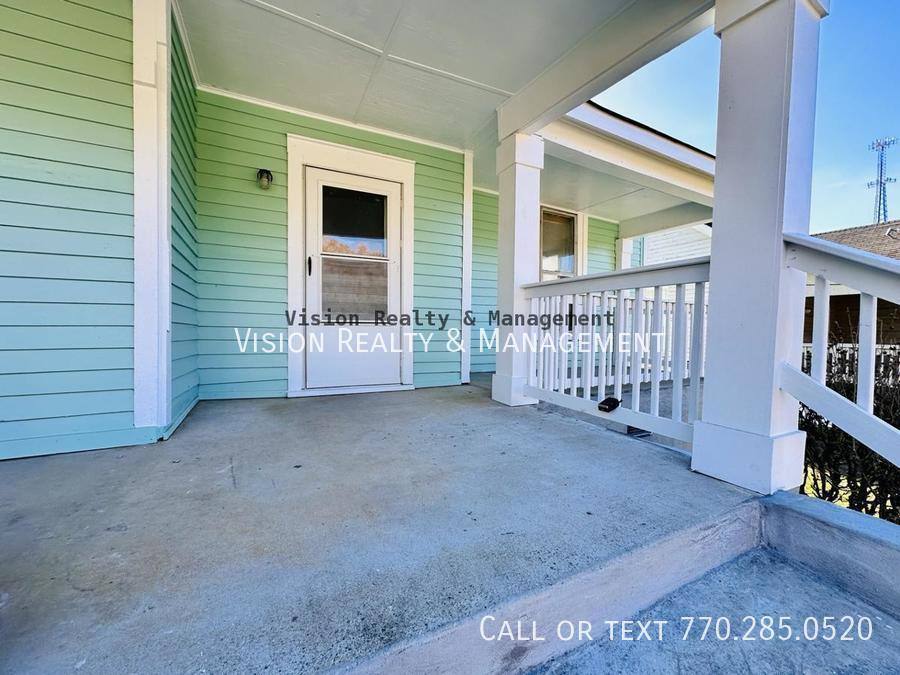 House for rent at 31 Reynolds St, Newnan, GA 30263