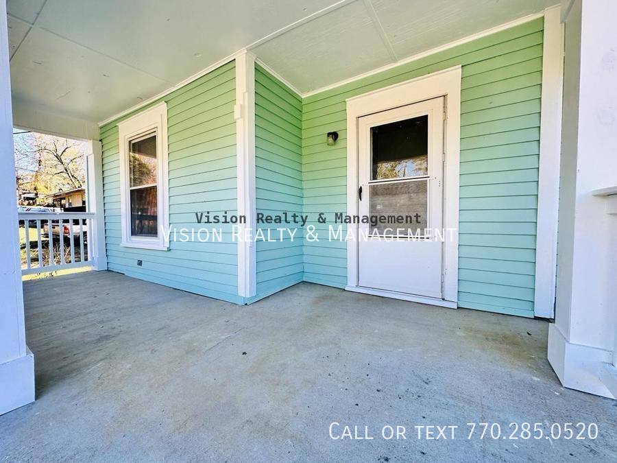 House for rent at 31 Reynolds St, Newnan, GA 30263