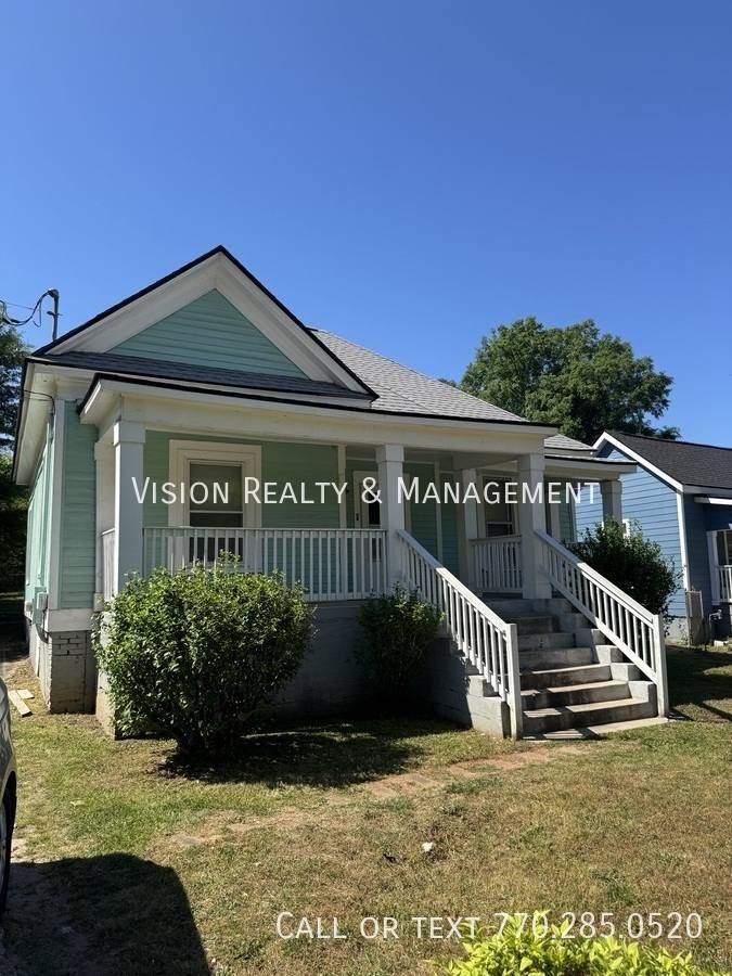 House for rent at 31 Reynolds St, Newnan, GA 30263