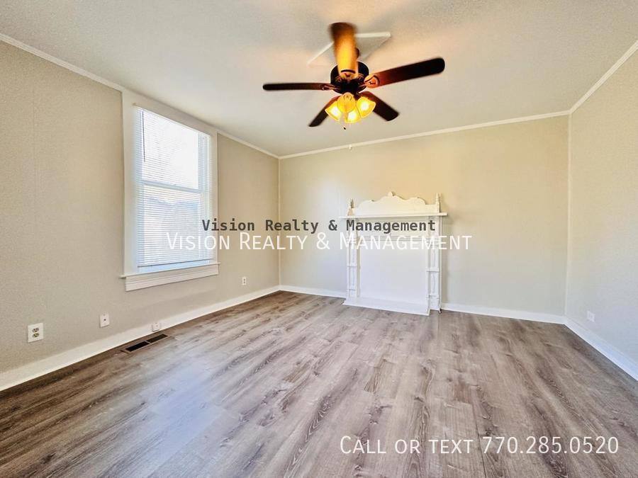 House for rent at 31 Reynolds St, Newnan, GA 30263